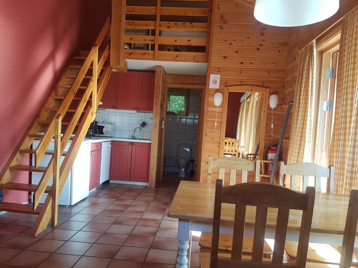 Utvika Camping Nes  ภายนอก รูปภาพ